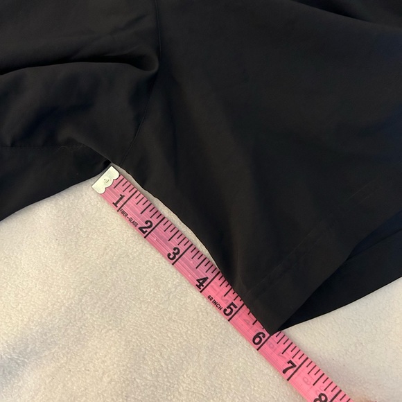 Salomon ladies black running shorts - Picture 9 of 10